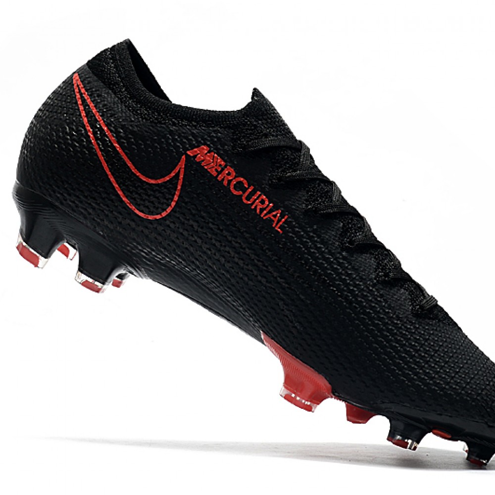 black and red nike vapor cleats